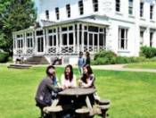 ��������� ���������� � ������������ University of Gloucestershire (INTO) ��� ��������� � 21 ����