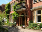 ������ ����� ����������� ����� � Folkestone ��� ����� 13 - 17 ���