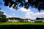 ��������� ���������� � ����� � Wycliffe College ��� ����� � 15 ���