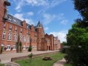 �������� ������������� ���� � St. John's  School ��� ����� 9 - 16 ���