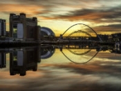������ ����� ����������� ����� � International House Newcastle ��� ����� 13 - 17 ���