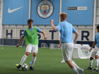 ������ ����� ����������� ����� + ������ (Manchester City Football Language School) ��� ��������� 9 - 17 ��� � ������� 12 - 17 ���