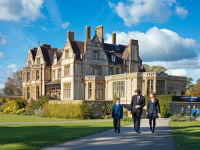 Clayesmore School
