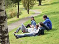 ��������� ���������� � ����������� � University of Stirling (INTO) ��� ��������� �� 17 ���