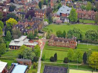 ������ ����� ����������� ����� � ������� ����� Bromsgrove School ��� ����� 8 - 17