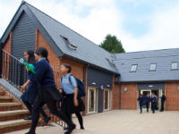 ������ ������������� ��������� (���������� � �����) � Bishopstrow College ��� ����� 7 - 17 ���