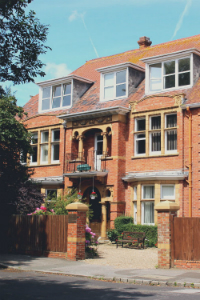 ������ ����� ����������� ����� � Folkestone ��� �����