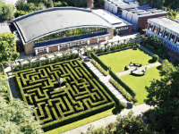 ������ ����� ����������� ����� � Whitgift School ��� �����