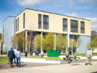 ������ ����� (���������� � ������������) � Bristol International College ��� ������� 15 - 17 ���