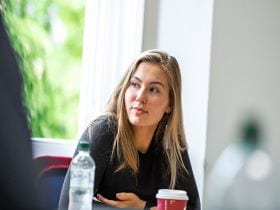 ����� ����������� ����� � Studio Cambridge ��� ������� � ��������