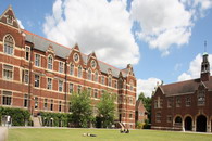 ������ ����� ����������� ����� � ������� ����� Leys School ��� �����