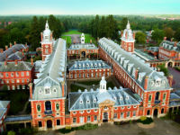 ������ ����� ����������� ����� � ������� ����� Wellington College ��� ����� 12 - 17 ���