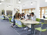 ��������� Foundation � Bell International (Cambridge) ��� ��������� � 17 ���