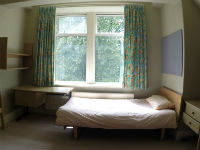 ������ ����� ����������� ����� � ������� Churchill House ��� ����� � �������