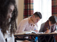 ����� ����������� ����� � Basil Paterson College ��� ��������