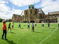 ������ ����� ����������� ����� � ������� ����� Clifton College ��� �����