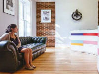 ����� ����������� ����� � Brighton Language College ��� �������� (16+)