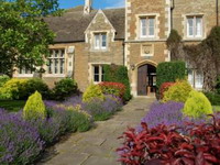 ������ ����� ����������� ����� � ������� ����� Oakham School ��� ����� 12 - 17 ���