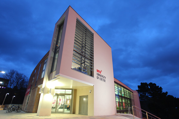 ��������� Foundation ��� University of Exeter (INTO) ��� ��������� � 17 ���