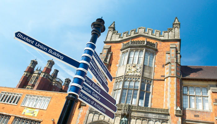 ��������� Foundation ��� Newcastle University (INTO) ��� ��������� � 17 ���
